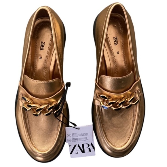 ZARA Leather Gold Loafers NWT Metallic Gold with Chain Accent Black Sole Size 36 - Picture 12 of 12